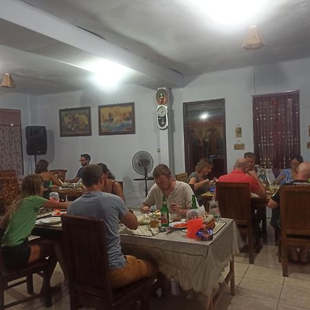 Tangkoko Jungle Homestay Rinondoran Экстерьер фото